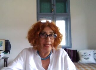 Tatjana Micić: Srpen / August 2026: Shaah maat = konec hry